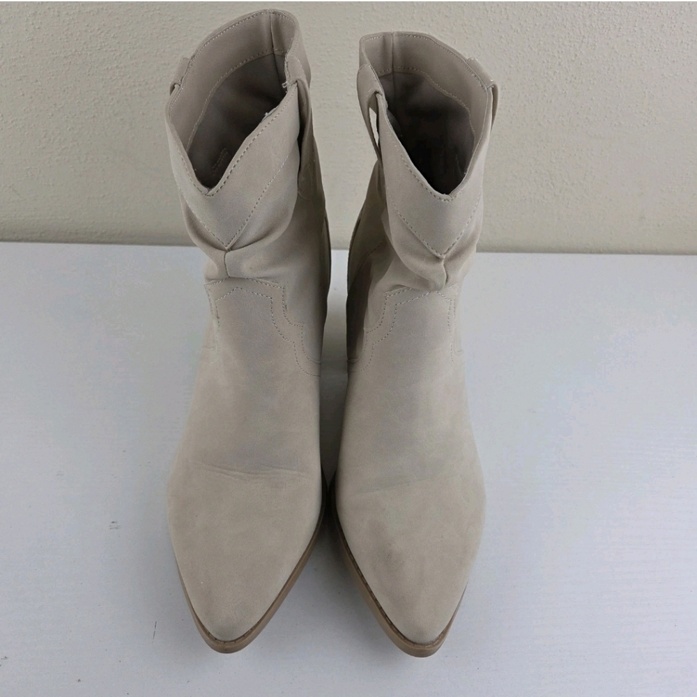 Time And Tru Western Slouch Boots Women Sz 9 Beige/Tan Slip On Booties Cowgirl - Picture 6 of 10